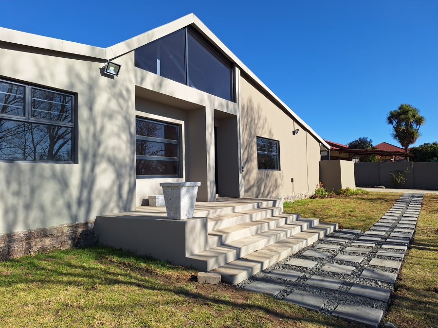 4 Bedroom Property for Sale in Vrede Free State